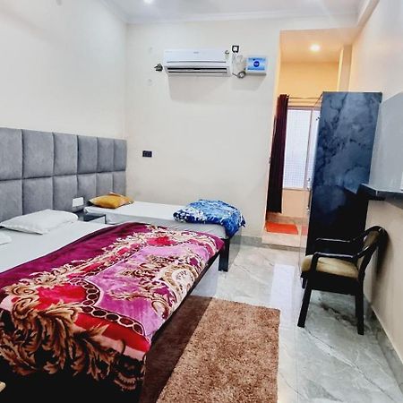 Surya Palace Ayodhya Экстерьер фото